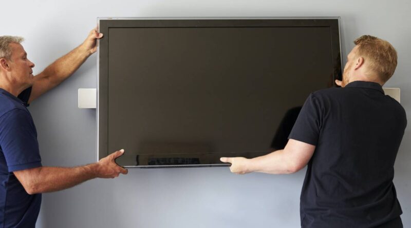 Projector Screen Mounting Installation Services in Broward County